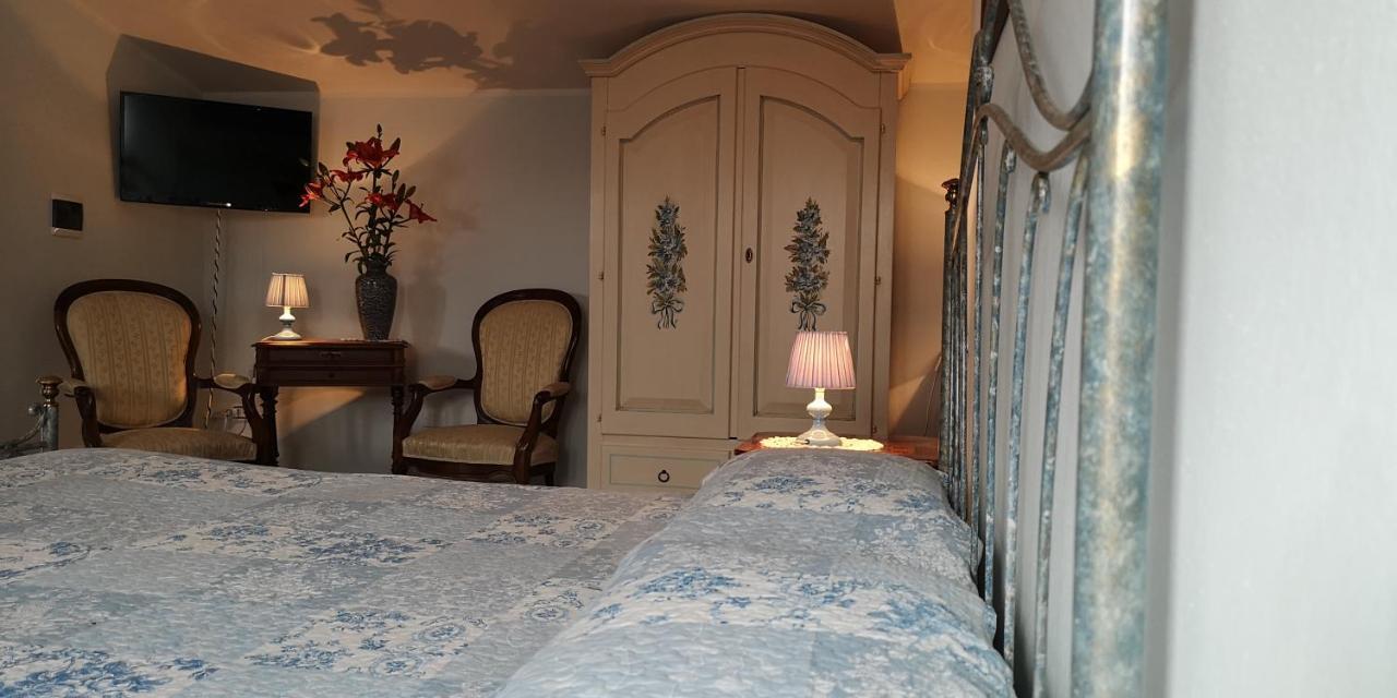 B&B Paola E Francesco San Martino Siccomario Exterior photo